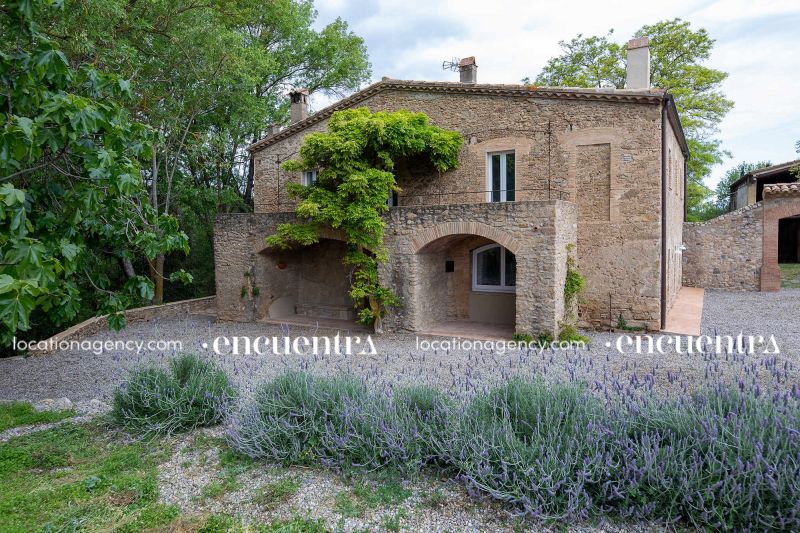 The White Frog 03-if630-24d-030.JPG