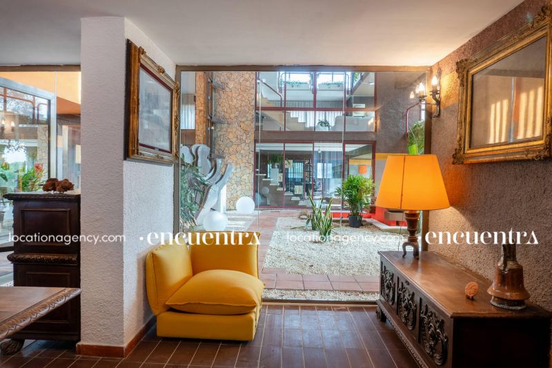 The Atrium hf360z-26a-027.JPG