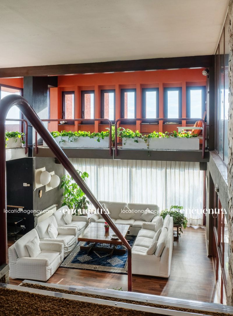 The Atrium hf360z-26a-054.JPG