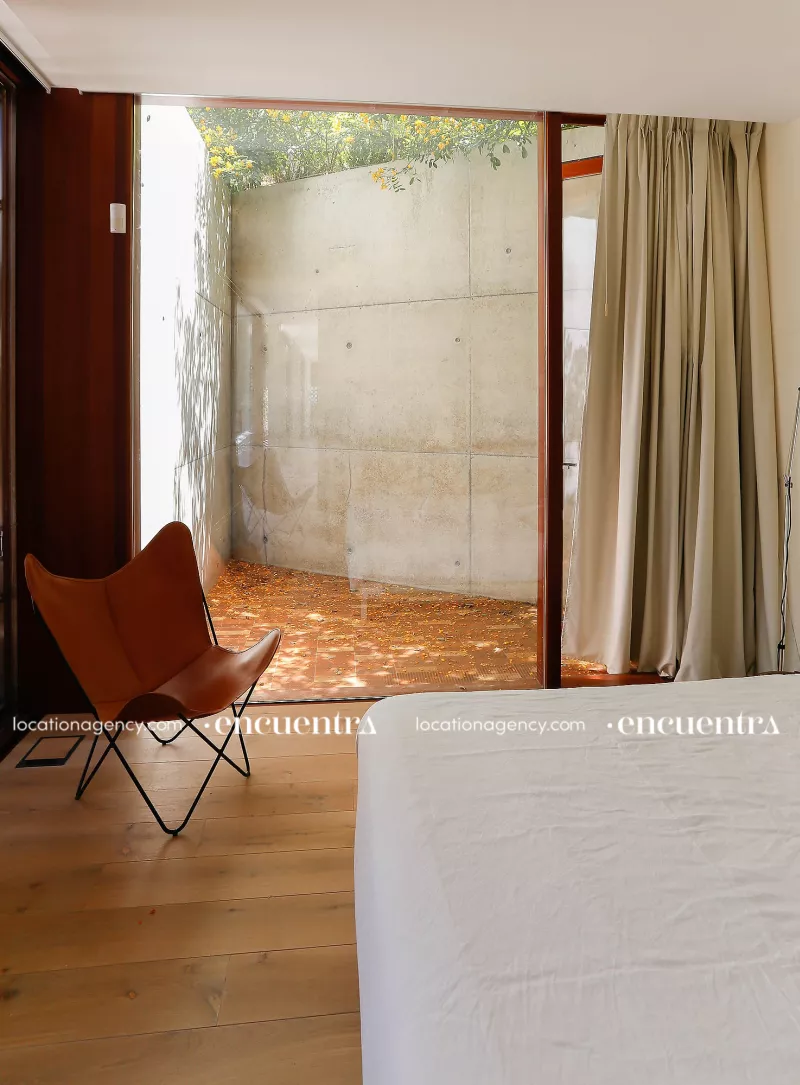 Private Beach House 021-hf047.JPG