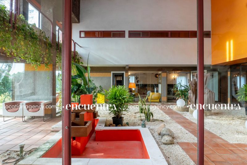 The Atrium hf360z-26a-018.JPG