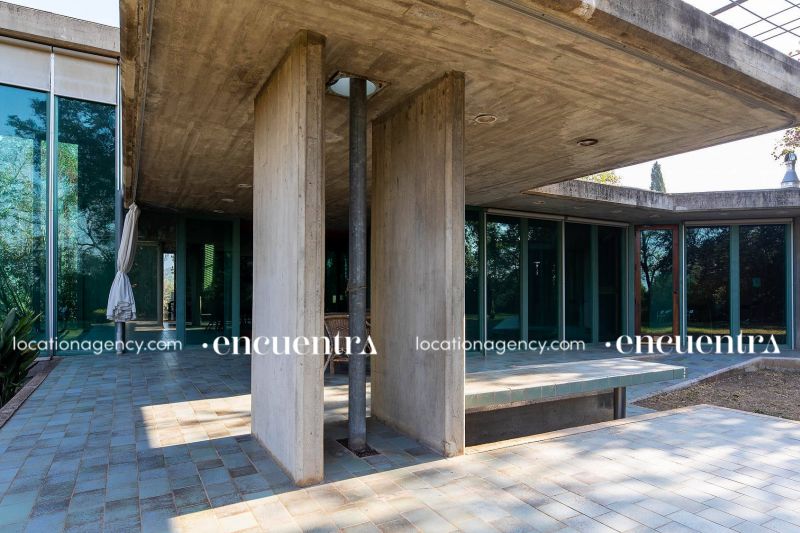 Glass concrete hd292z-23i-061.JPG