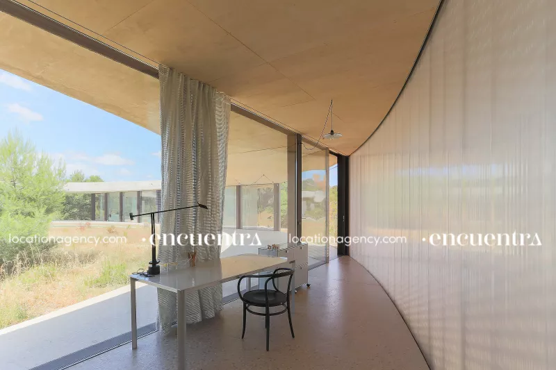 Circled 013-hi002-house-without-limits-nature-view-circular-house-concrete-architecture-living-areas.JPG