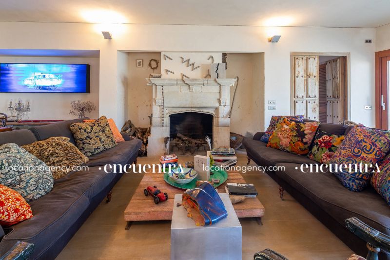 Seafront View 20-hf309z-25f-107-2.JPG