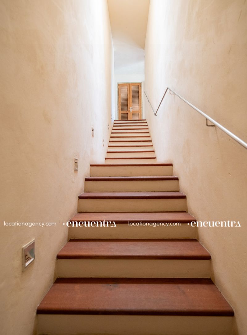 Seafront View 26-hf309z-25f-149-2.JPG