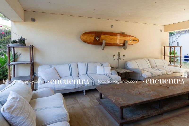 Seafront View 09-hf309z-25f-062-2.JPG