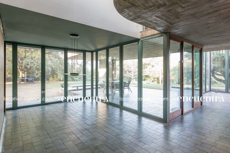 Glass concrete hd292z-23i-128.JPG