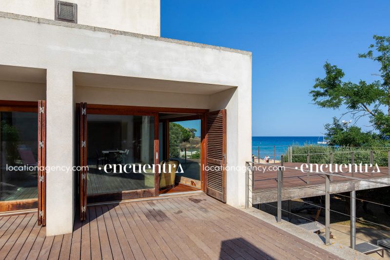 Seafront View 04-hf309z-25f-175-3.JPG