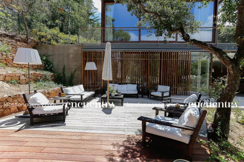 Private Beach House 012-hf047.JPG