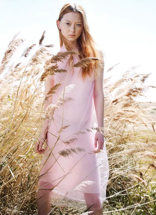  04-3948-fotopositiva-vogue-singapore-t-yeste-ic506-.PNG  