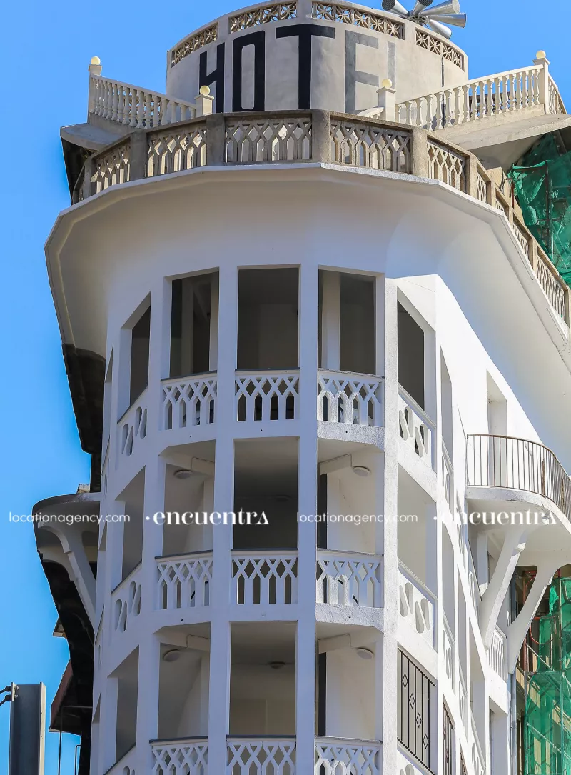 The Shiny Hotel 003-dt007-highlights-timeless-atemporal-vintage-retro-hotel.JPG