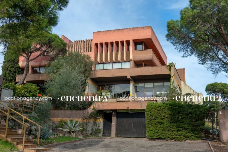 The Atrium hf360z-26a-009.JPG