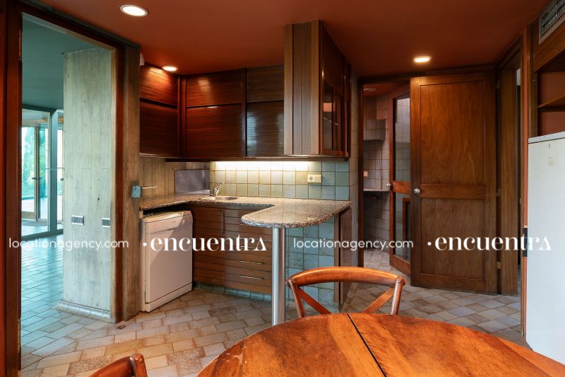 Glass concrete hd292z-23i-159.JPG