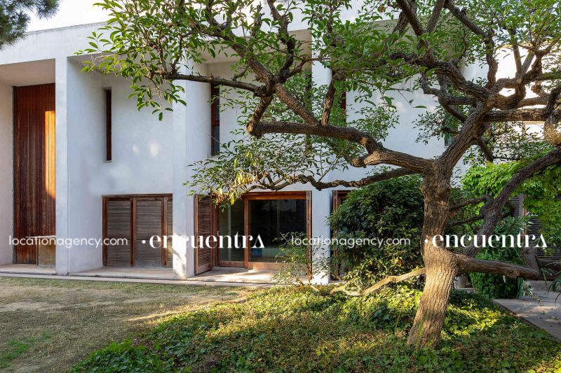 Seafront View 02-hf309z-25f-018-3.JPG